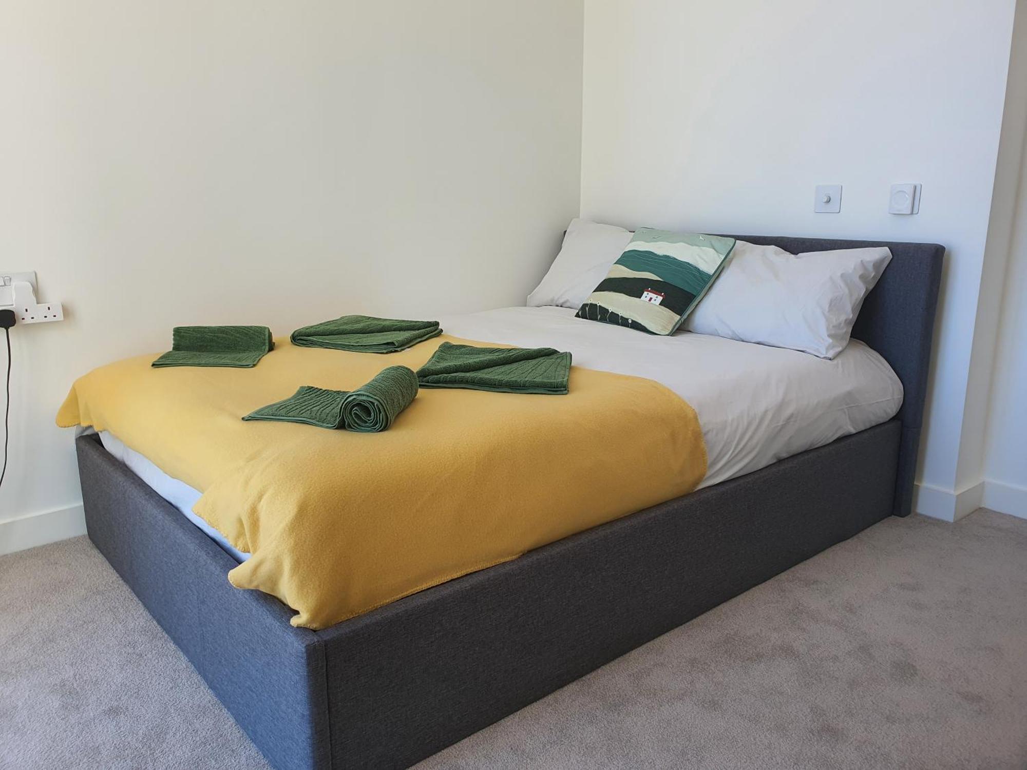Cozy Room With Private Bathroom In Luxurious Flat Λονδίνο Εξωτερικό φωτογραφία